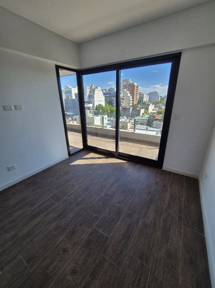Gran Penhouse en Duplex A Estrenar con Cochera