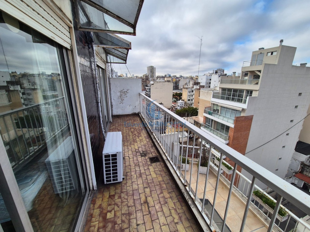 Alto Dpto. 4 amb con dep. en Duplex con Gran Balcon Terraza