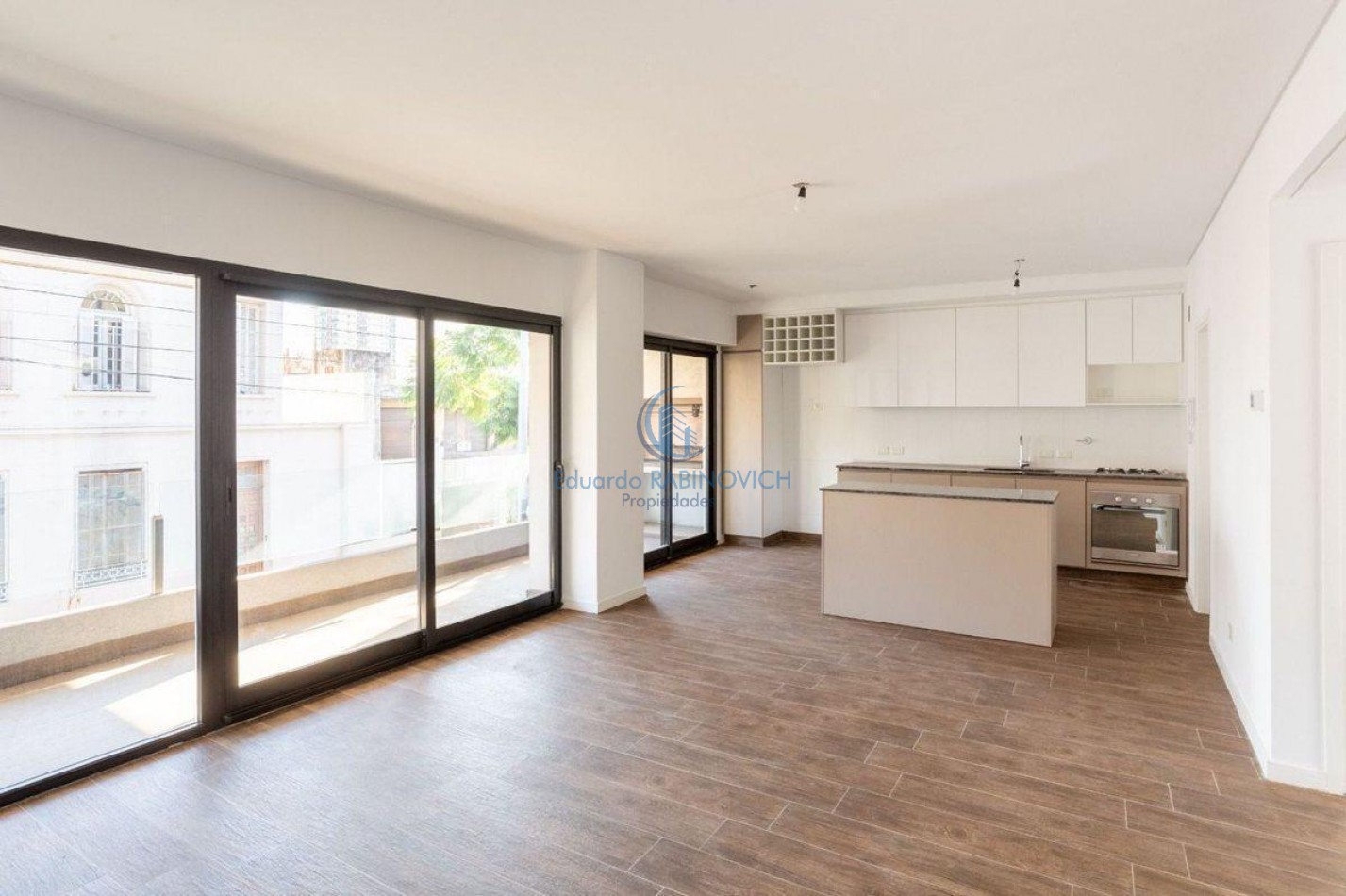 Piso de 4 Dorm (2 Suites) Patio y Balcon con Parrilla  y cochera fija A ESTRENAR 