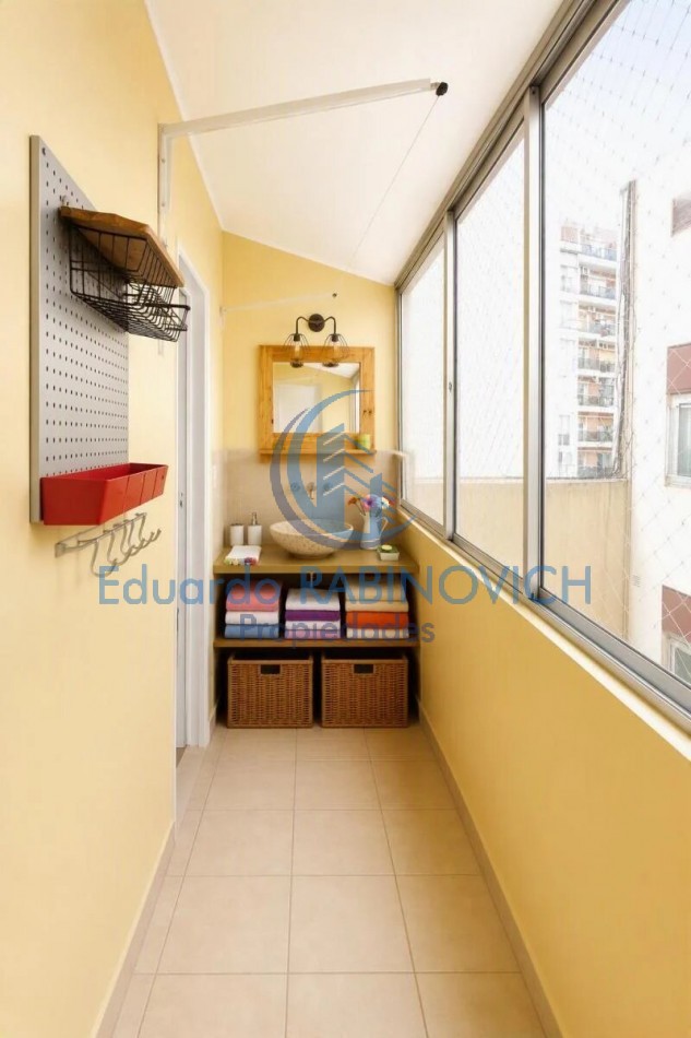 Venta Excelente y Luminoso Semipiso de 4 amb. a Mts Plaza Las Heras